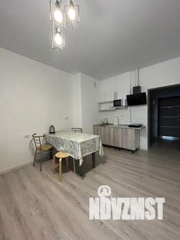 Студия квартира, посуточно, 38м2, 2/5 этаж