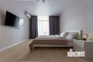 1-к квартира, посуточно, 42м2, 10/17 этаж