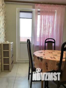 1-к квартира, посуточно, 38м2, 6/16 этаж
