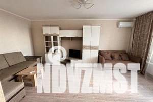 1-к квартира, посуточно, 38м2, 13/16 этаж