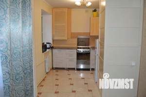 2-к квартира, посуточно, 43м2, 1/1 этаж