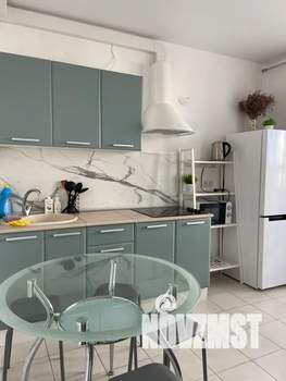 1-к квартира, посуточно, 42м2, 3/10 этаж