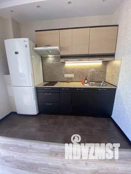 1-к квартира, посуточно, 40м2, 11/16 этаж