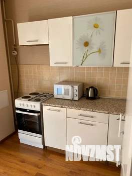 1-к квартира, посуточно, 40м2, 4/9 этаж