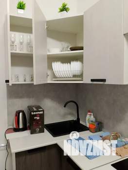 Студия квартира, посуточно, 29м2, 1/20 этаж