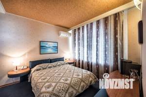 3-к квартира, посуточно, 118м2, -1/4 этаж