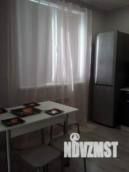 1-к квартира, посуточно, 40м2, 3/10 этаж