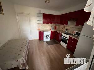 1-к квартира, посуточно, 38м2, 3/16 этаж