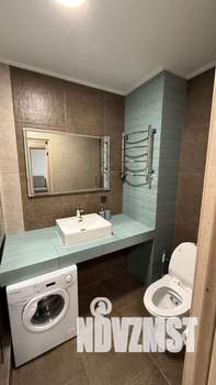 1-к квартира, посуточно, 40м2, 1/20 этаж