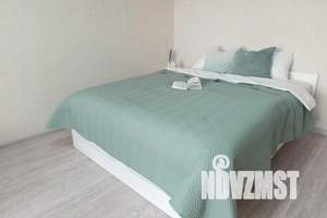 1-к квартира, посуточно, 37м2, 3/16 этаж