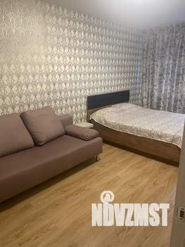 1-к квартира, посуточно, 38м2, 4/10 этаж