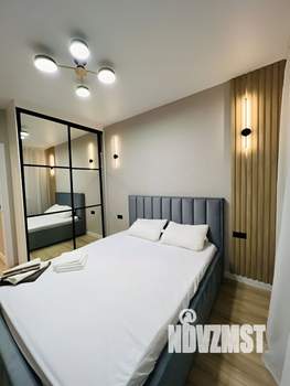 1-к квартира, посуточно, 35м2, 6/20 этаж