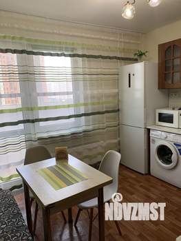 1-к квартира, посуточно, 40м2, 6/16 этаж