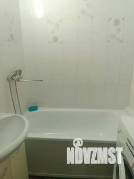 1-к квартира, посуточно, 37м2, 11/16 этаж