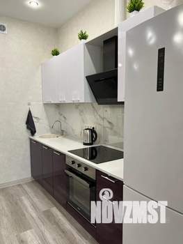1-к квартира, посуточно, 37м2, 7/16 этаж