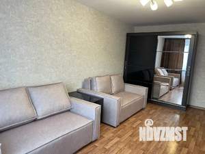 1-к квартира, посуточно, 38м2, 9/16 этаж