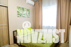 2-к квартира, посуточно, 45м2, 1/2 этаж