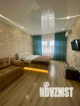 1-к квартира, посуточно, 40м2, 11/16 этаж