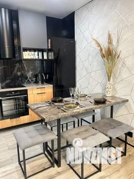 2-к квартира, посуточно, 60м2, 1/23 этаж