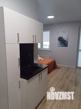 Студия квартира, посуточно, 27м2, 19/23 этаж