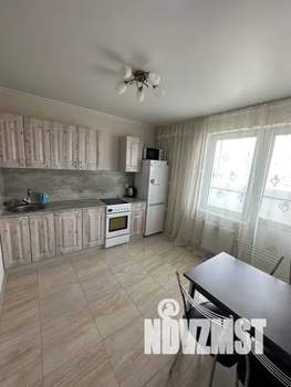 1-к квартира, посуточно, 40м2, 7/16 этаж