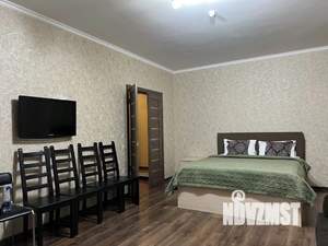 1-к квартира, посуточно, 50м2, 1/1 этаж