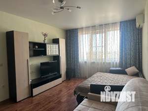 1-к квартира, посуточно, 40м2, 4/16 этаж