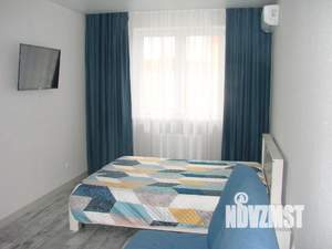 1-к квартира, посуточно, 37м2, 1/1 этаж