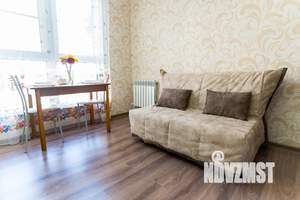 1-к квартира, посуточно, 41м2, 4/9 этаж