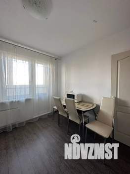 1-к квартира, посуточно, 47м2, 2/16 этаж