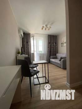 Студия квартира, посуточно, 25м2, 8/20 этаж