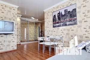 1-к квартира, посуточно, 42м2, 4/10 этаж