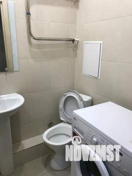 1-к квартира, посуточно, 42м2, 3/20 этаж