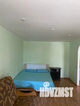 1-к квартира, посуточно, 38м2, 3/5 этаж