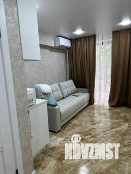 Студия квартира, посуточно, 20м2, 1/5 этаж