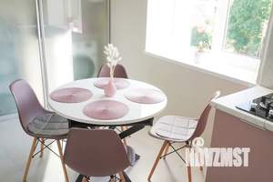 1-к квартира, посуточно, 50м2, 3/3 этаж