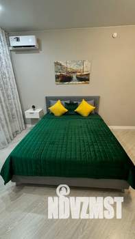 Студия квартира, посуточно, 30м2, 5/22 этаж