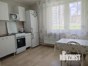 1-к квартира, посуточно, 39м2, 4/16 этаж