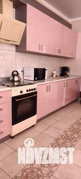 1-к квартира, посуточно, 56м2, 7/10 этаж