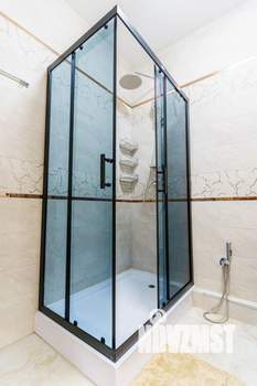 1-к квартира, посуточно, 43м2, 1/1 этаж