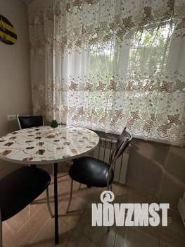 1-к квартира, посуточно, 30м2, 1/5 этаж