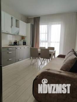 1-к квартира, посуточно, 43м2, 2/9 этаж