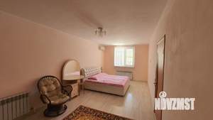 3-к квартира, на длительный срок, 130м2, 1/18 этаж