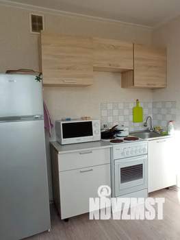 1-к квартира, посуточно, 39м2, 11/16 этаж