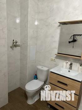 2-к квартира, посуточно, 43м2, 13/18 этаж