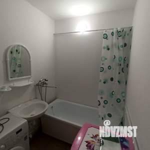 1-к квартира, посуточно, 38м2, 4/16 этаж
