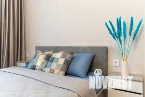 1-к квартира, посуточно, 42м2, 17/23 этаж