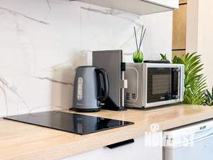 Студия квартира, посуточно, 35м2, 16/21 этаж