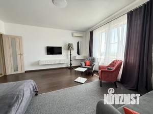 1-к квартира, посуточно, 50м2, 17/19 этаж