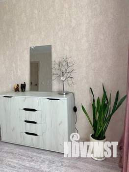 1-к квартира, посуточно, 40м2, 9/16 этаж